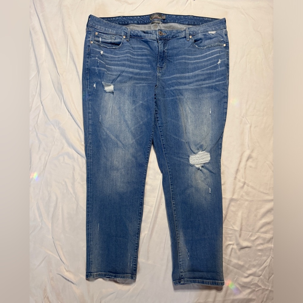 Torrid women’s capri cropped stretch denim jeans distressed plus size 24 Tall